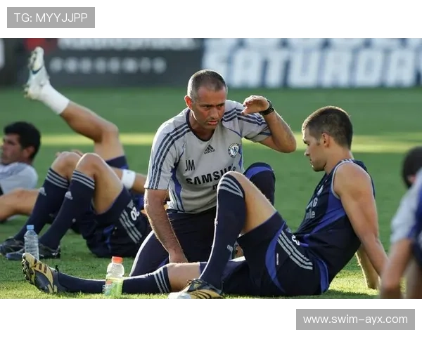 足球球星跑得慢怎么办 提升速度和竞技状态的有效训练方法揭秘